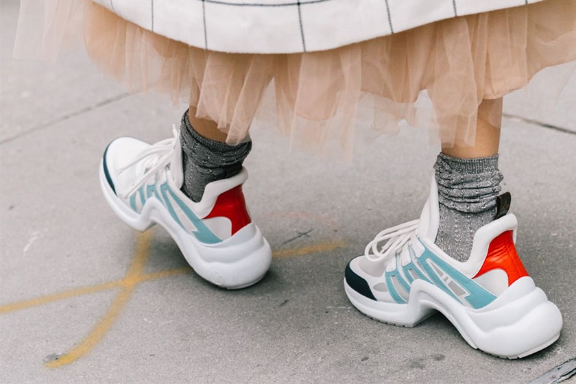 sneakers-with-dress-summer-street-style