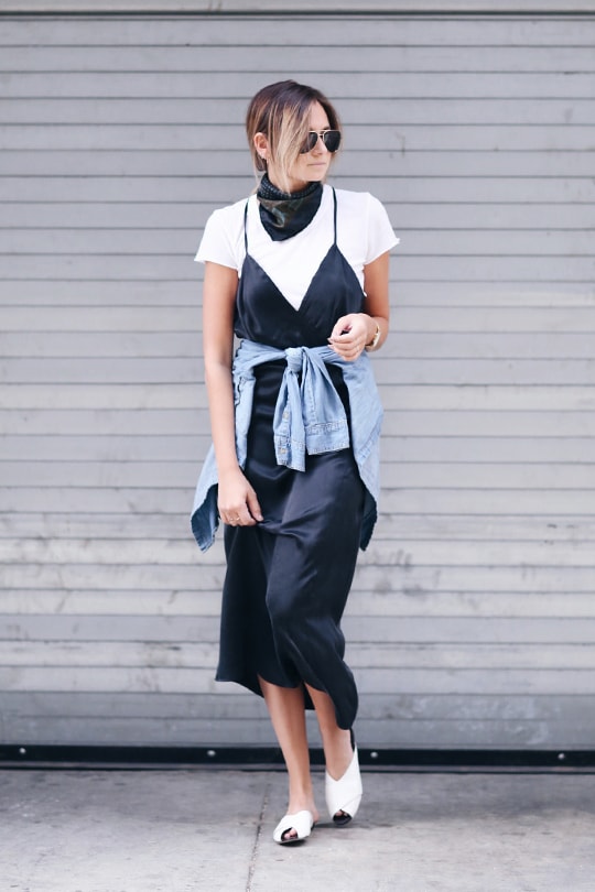 white tee summer street style-