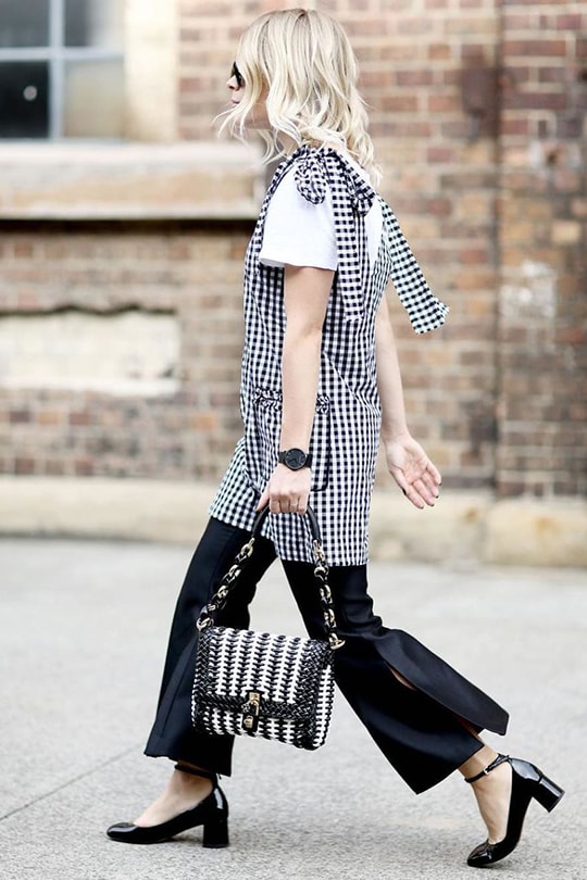 white tee summer street style-