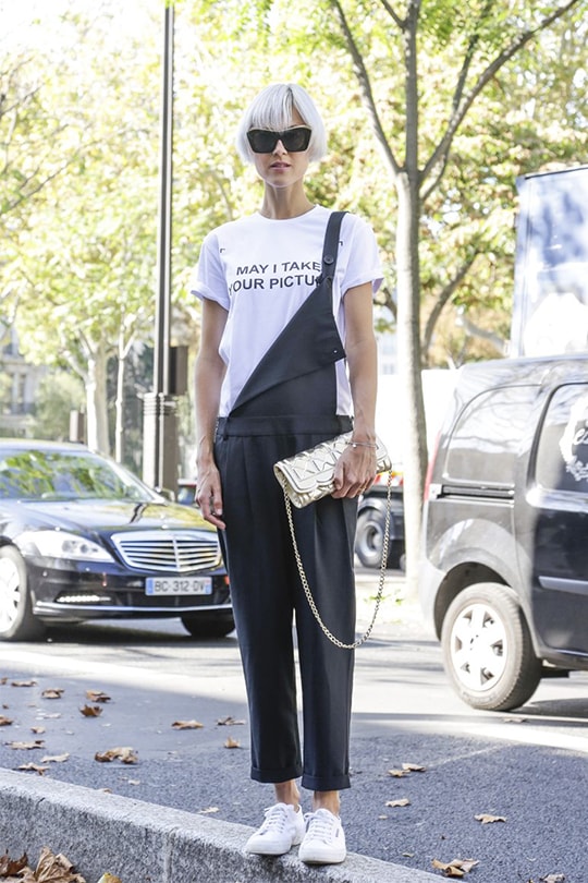 white tee summer street style-
