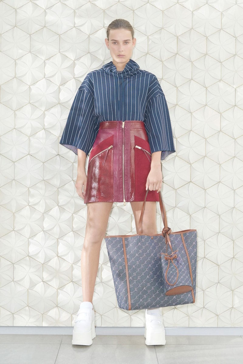 stella mccartney resort 2019 pvc logo 37 looks spring