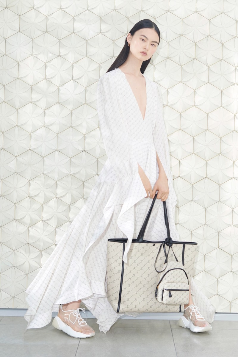stella mccartney resort 2019 pvc logo 37 looks spring