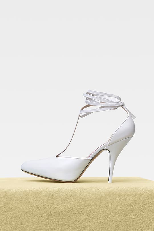 CELINE-PRE-FALL-2018-PHOEBE-PHILO-WHITE-SHOES