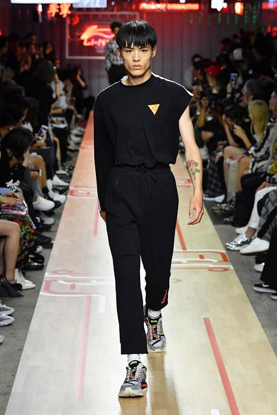 李寧 LI LING SS2019 PFW RUNWAY