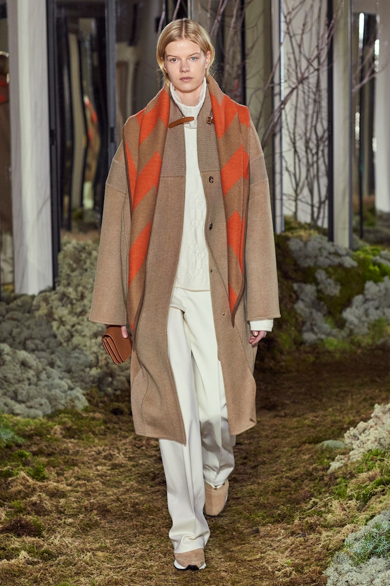 Hermes preview 2018 aw Nadège Vanhee-Cybulski