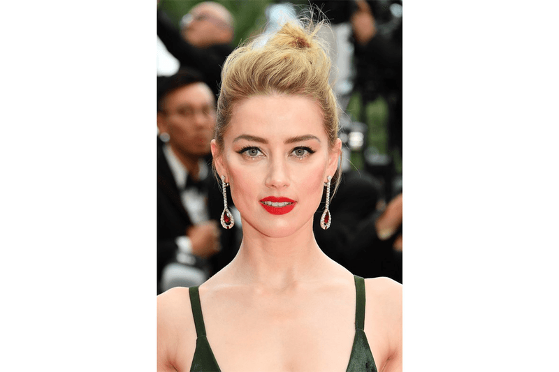 rihanna-chloe-celebrity-makeup-looks-inspiration