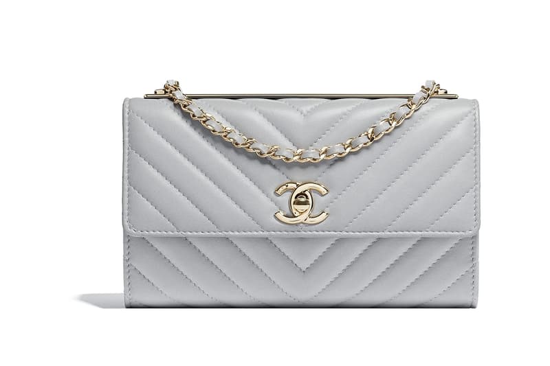 chanel-clutch-with-chain-ss-2018