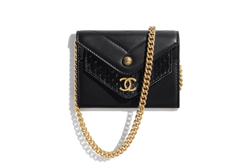 chanel-clutch-with-chain-ss-2018