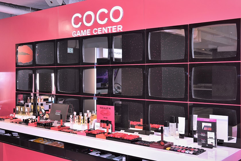 跟著眾星們，一同率先體驗萬眾矚目的 CHANEL COCO GAME CENTER 吧！