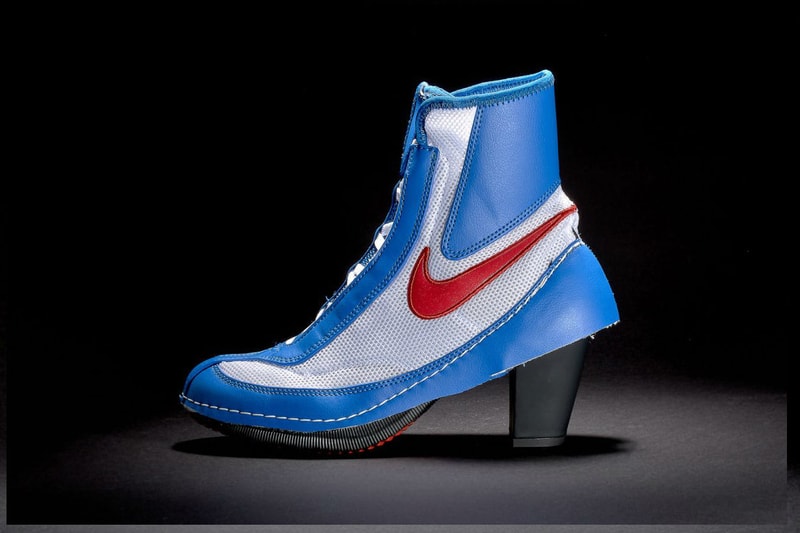comme-des-garcons-nike-heeled-sneaker