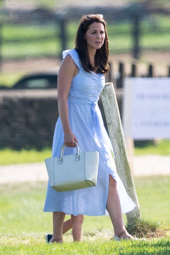 kate-middleton-zara-blue-dress-polo-match
