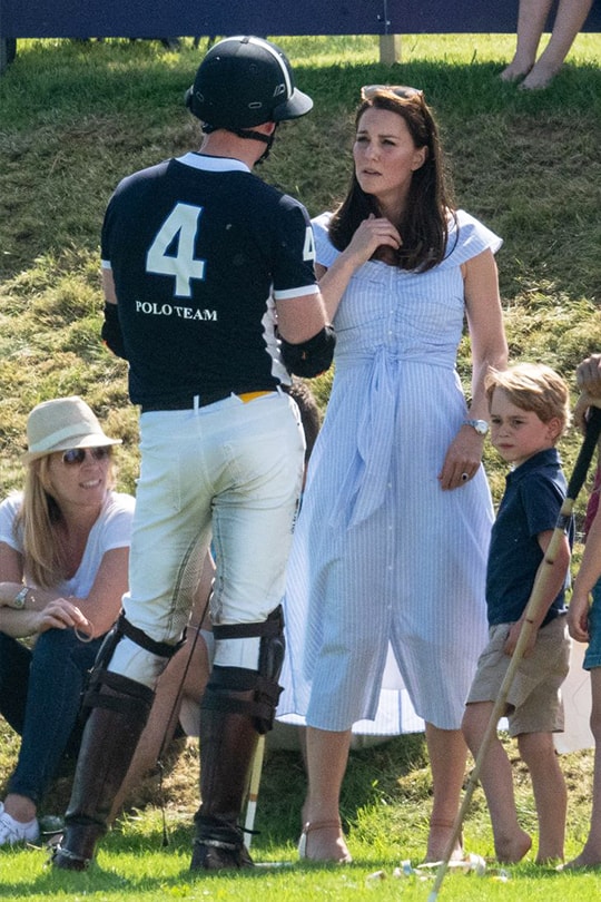 kate-middleton-zara-blue-dress-polo-match