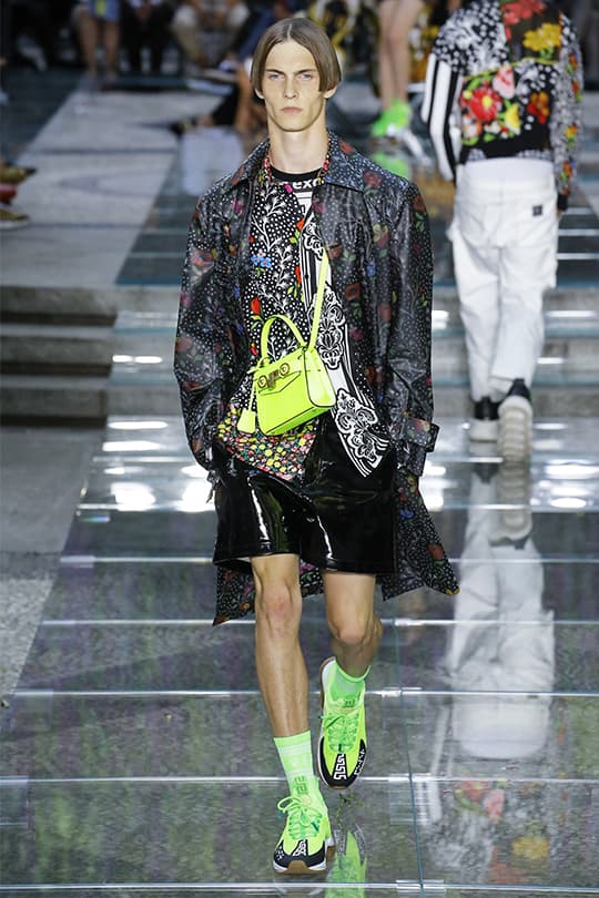 Versace ss2019-menswear-handbag