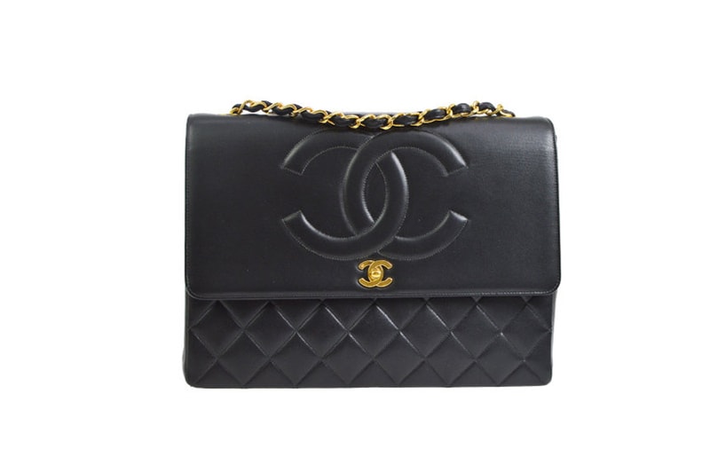 Vintage Chanel bag amore_tokyo
