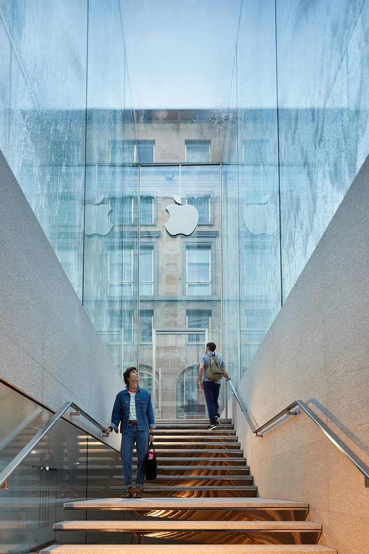 new apple piazza liberty in milan