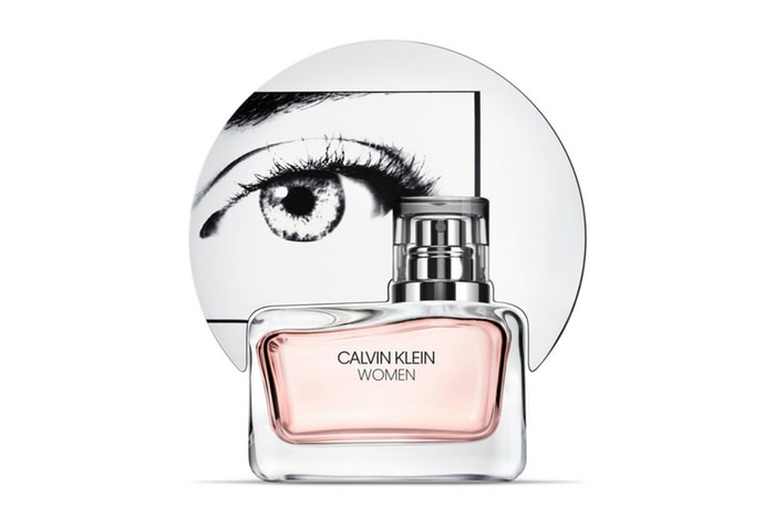 不止於香氣的點綴!Calvin Klein 首款女性香水「Women」,背後有著怎樣的調香靈感?