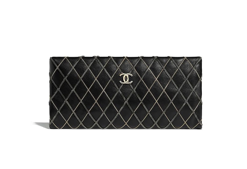 Chanel black handbags pre-fall 2018_