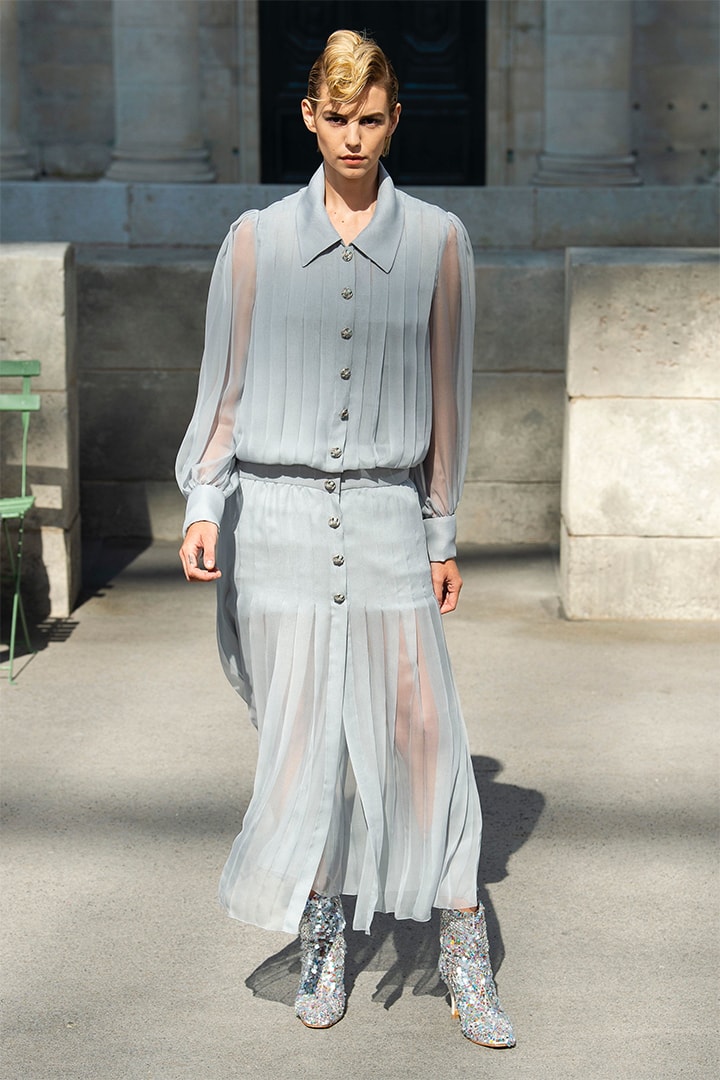 Chanel fall-2018-couture runway