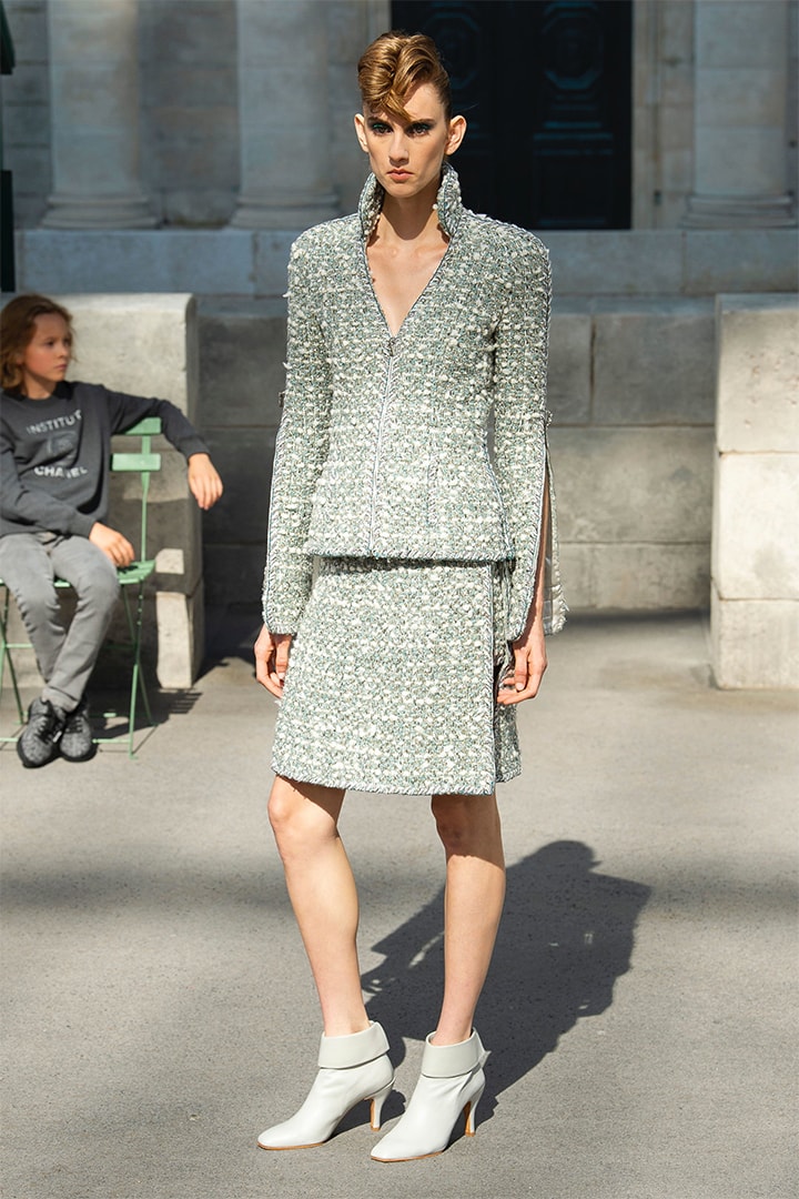Chanel fall-2018-couture runway