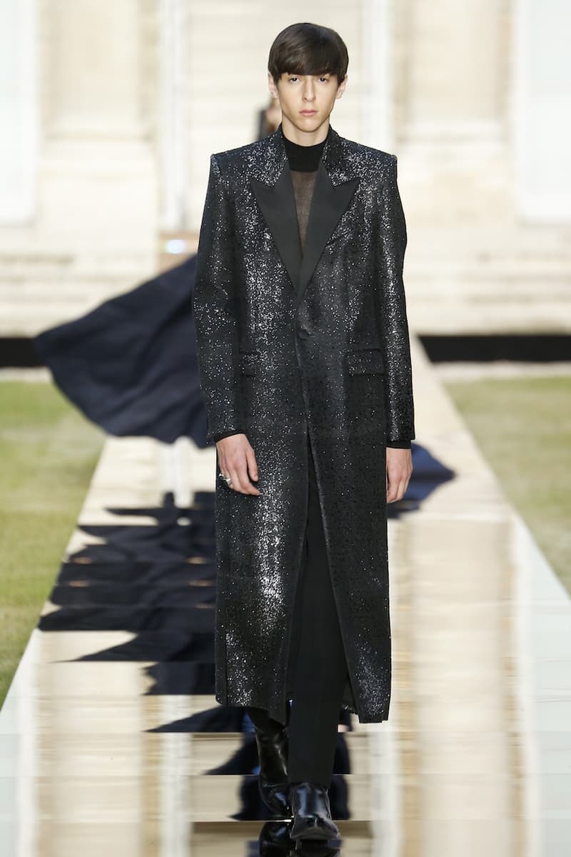 Givenchy Audrey Hepburn 2018 fall haute couture runway LBD