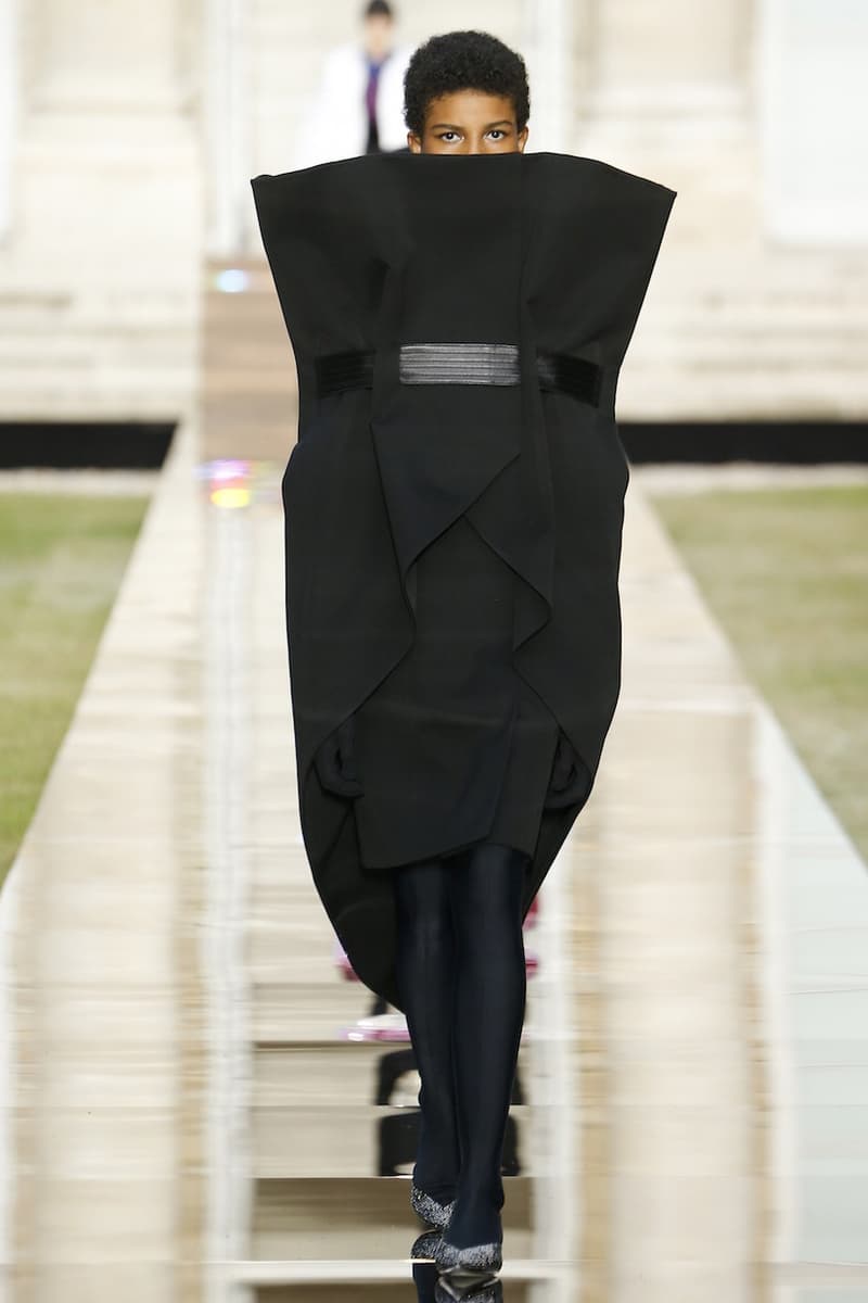 Givenchy Audrey Hepburn 2018 fall haute couture runway LBD