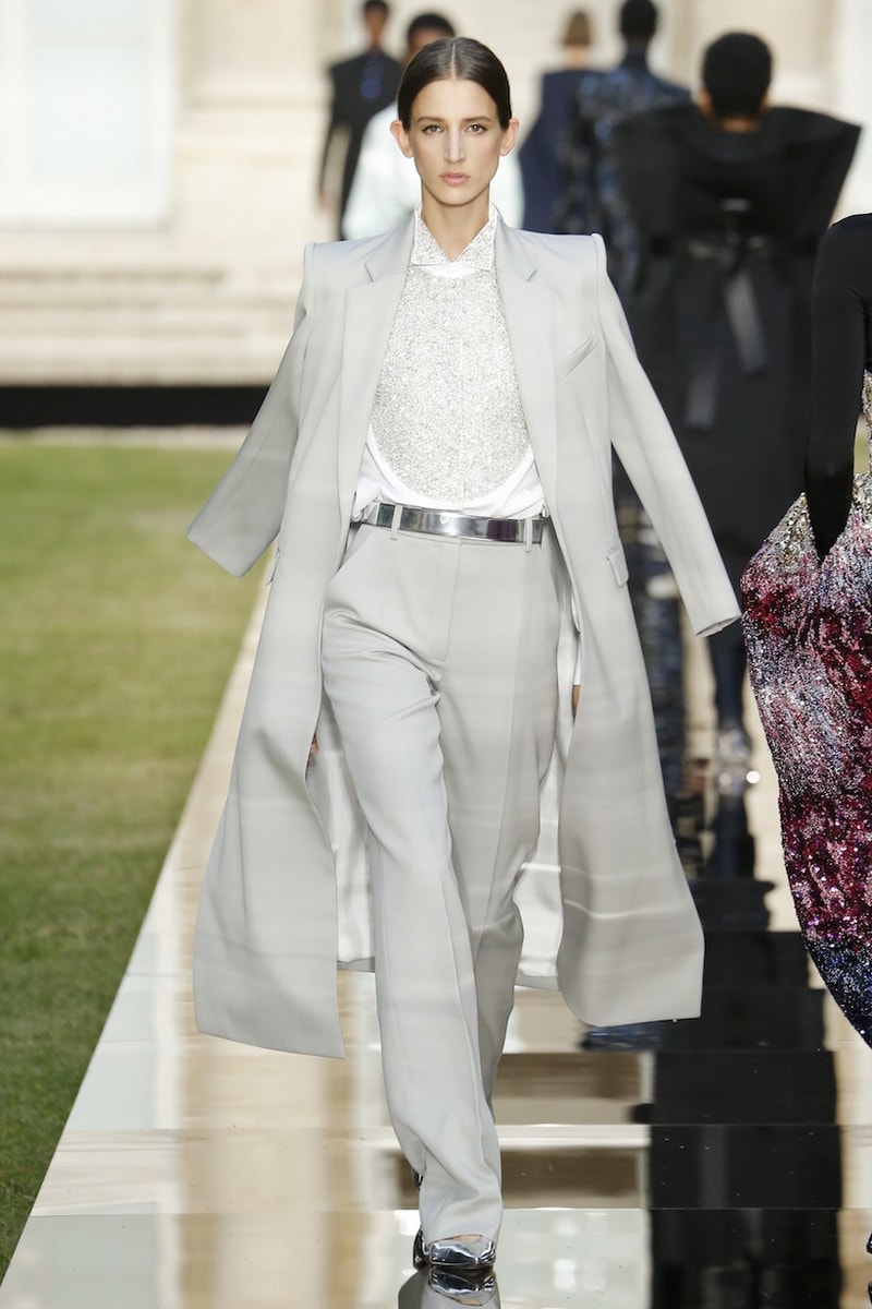 Givenchy Audrey Hepburn 2018 fall haute couture runway LBD