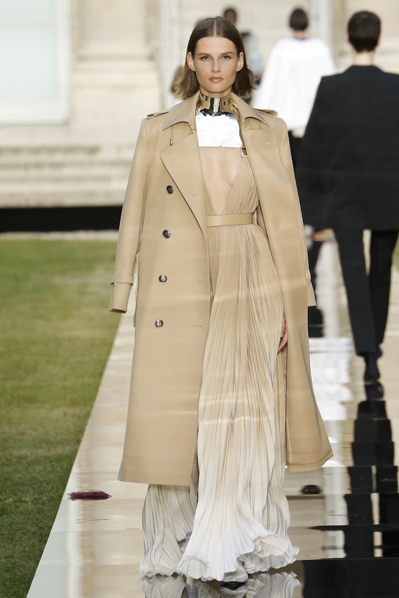 Givenchy Audrey Hepburn 2018 fall haute couture runway LBD