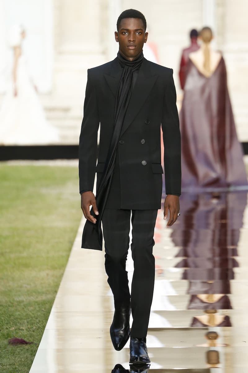 Givenchy Audrey Hepburn 2018 fall haute couture runway LBD