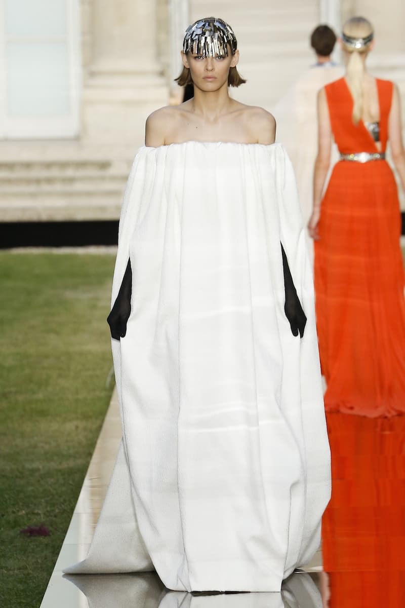 Givenchy Audrey Hepburn 2018 fall haute couture runway LBD