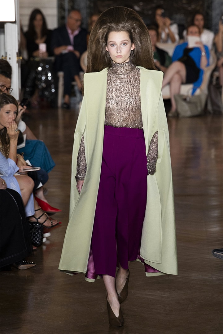 Valentino fall-2018-couture runway PFW