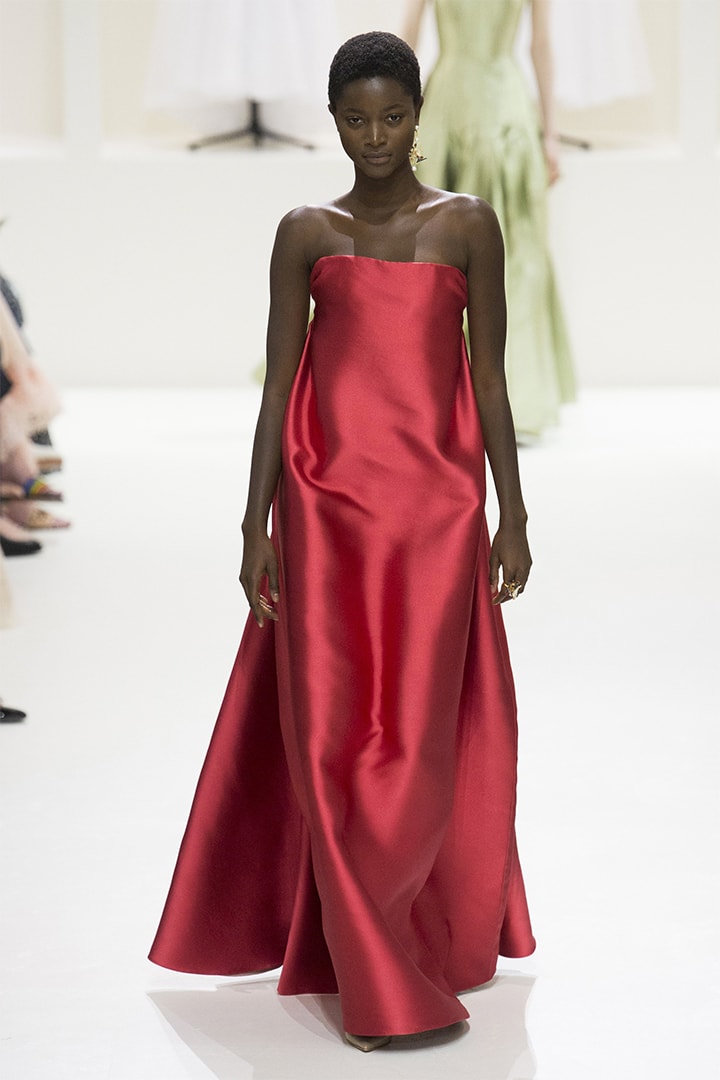 christian-dior fall-2018-couture runway