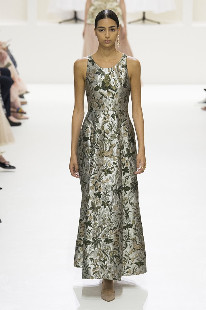christian-dior fall-2018-couture runway