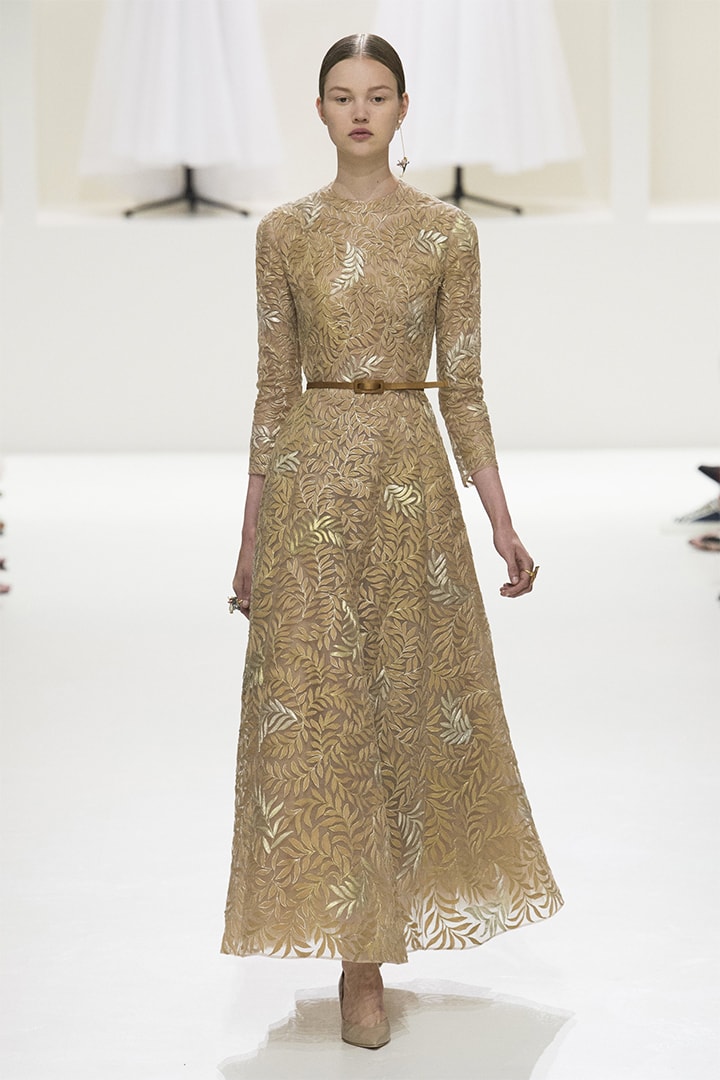 christian-dior fall-2018-couture runway