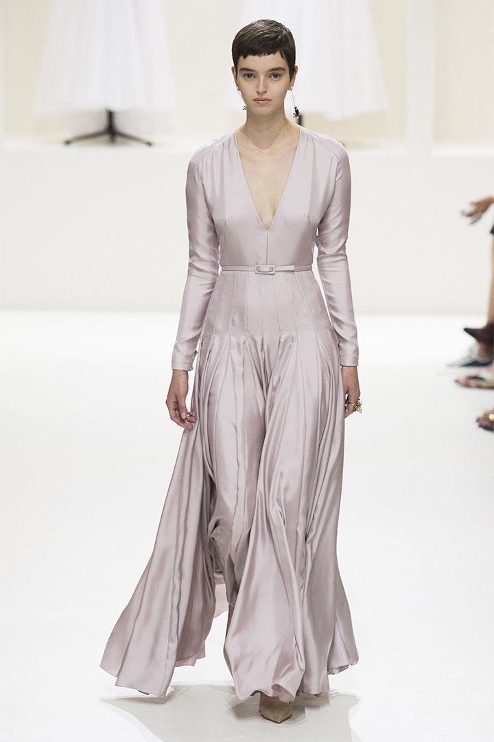 christian-dior fall-2018-couture runway