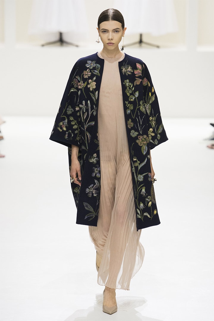 christian-dior fall-2018-couture runway