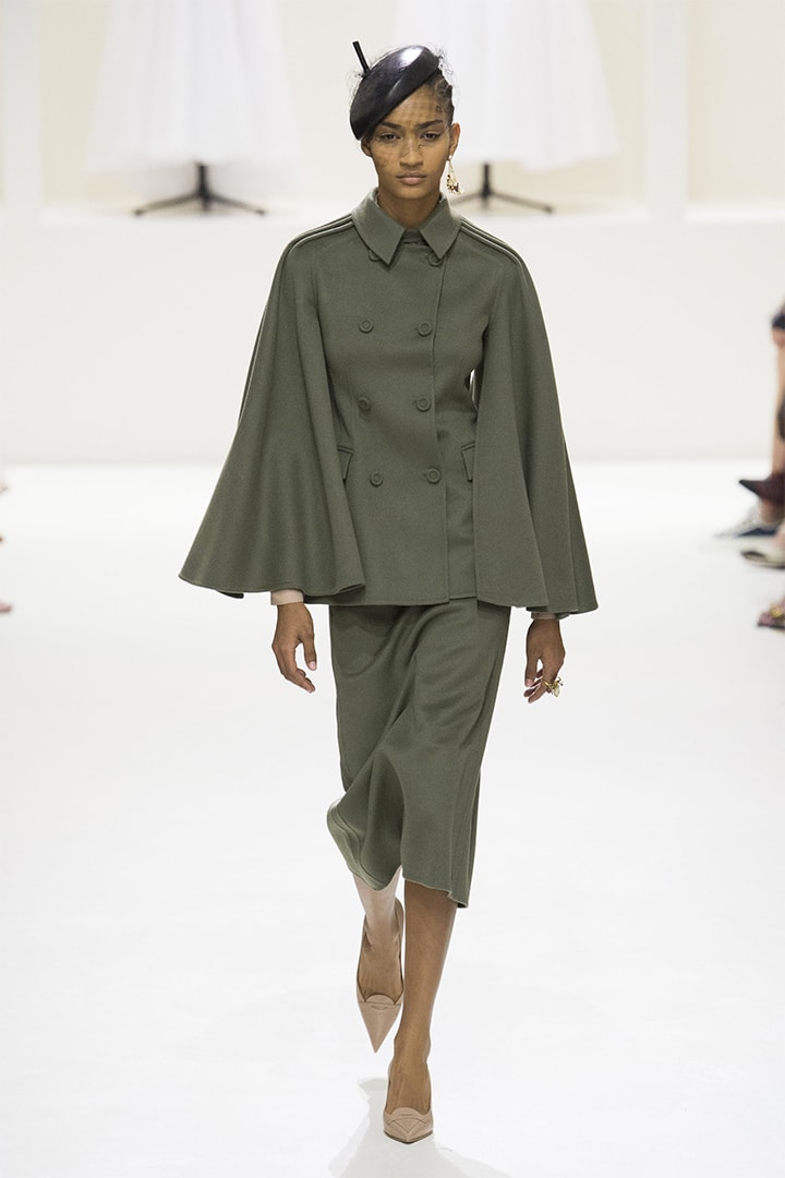 christian-dior fall-2018-couture runway
