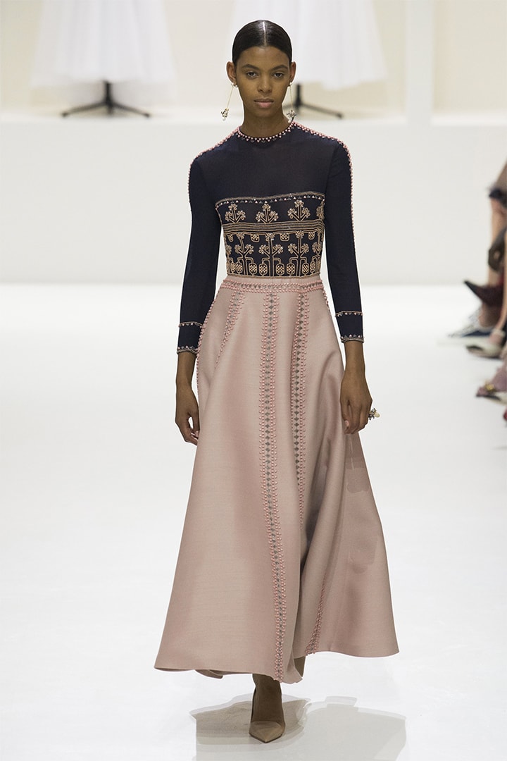 christian-dior fall-2018-couture runway