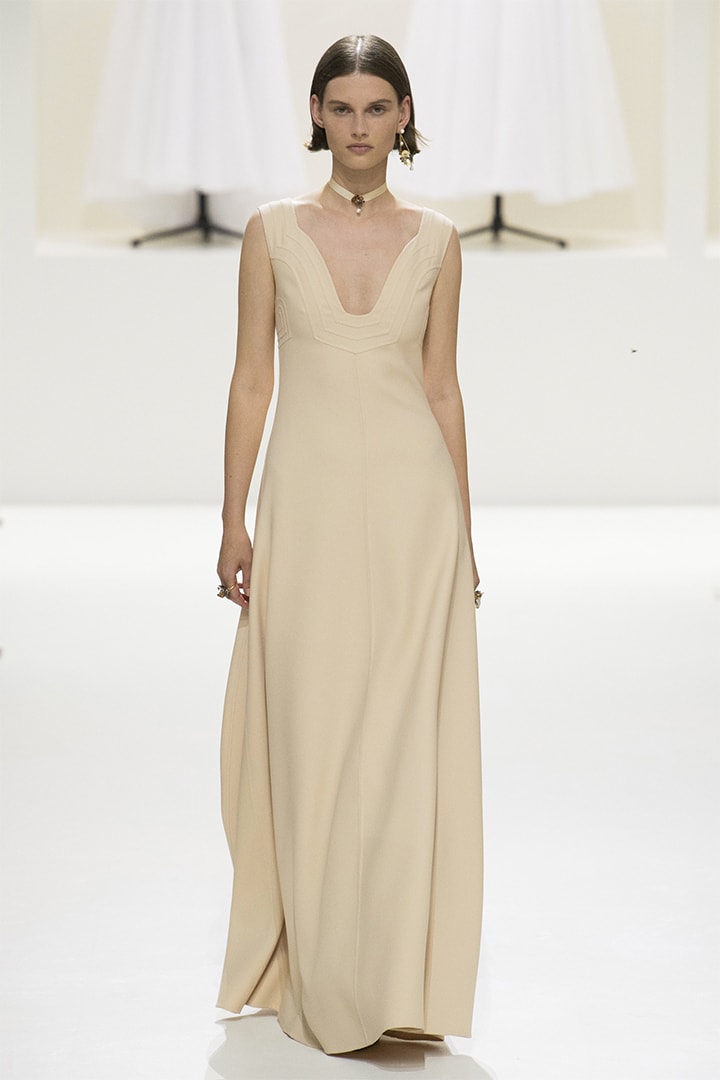 christian-dior fall-2018-couture runway
