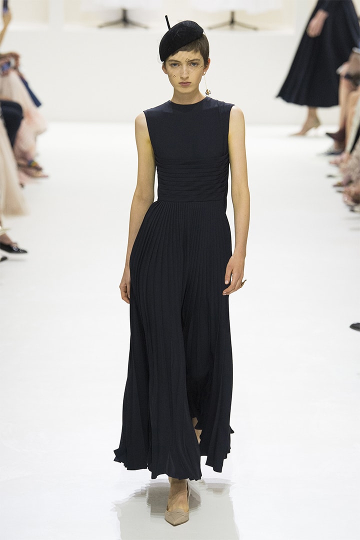 christian-dior fall-2018-couture runway