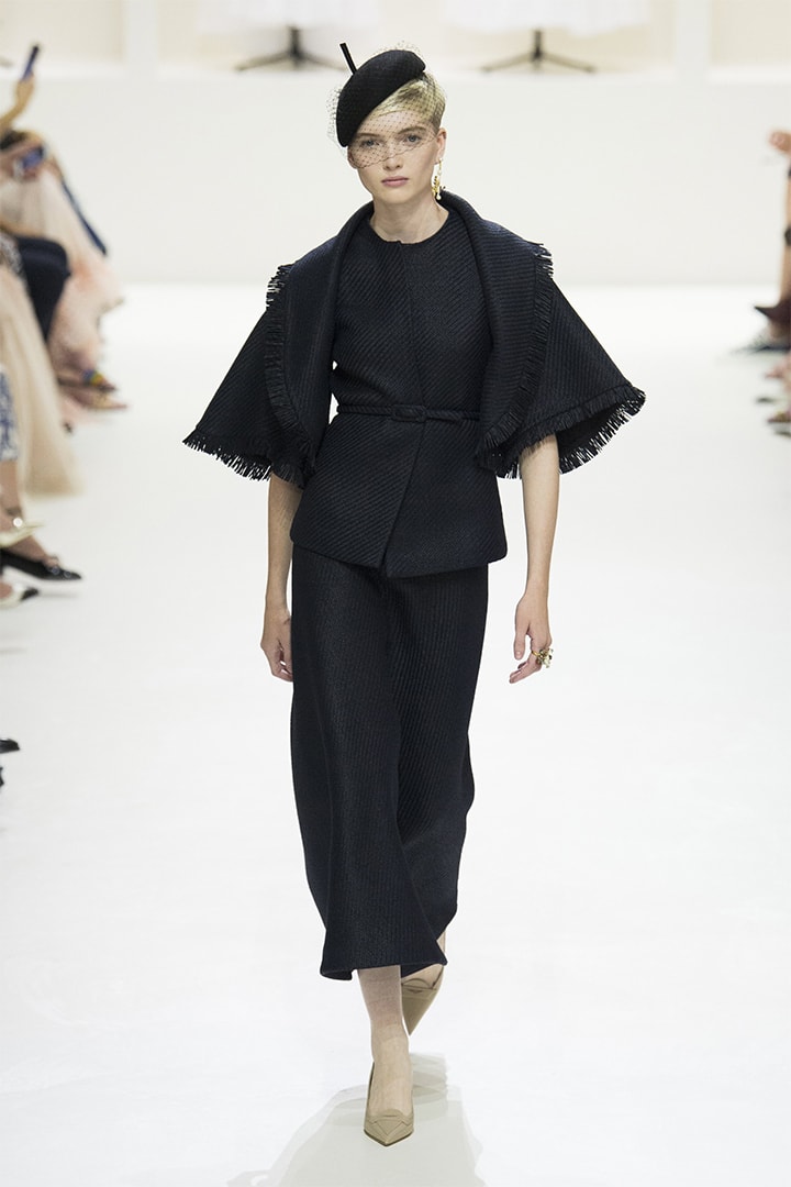christian-dior fall-2018-couture runway