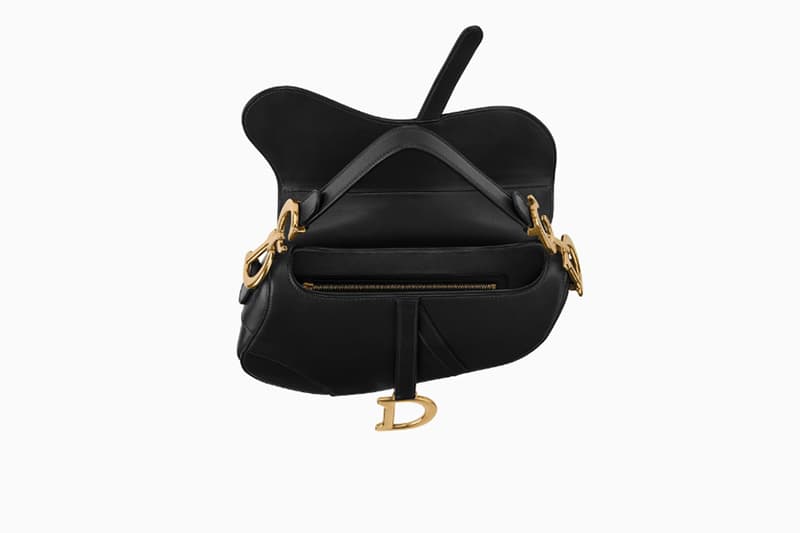 dior-saddle-bag-pfw-fall-2018-couture-street-style