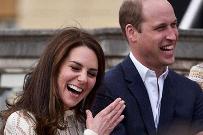最有趣一幕：威廉王子在正式場合忍不住「偷笑」，被凱特當場抓包！