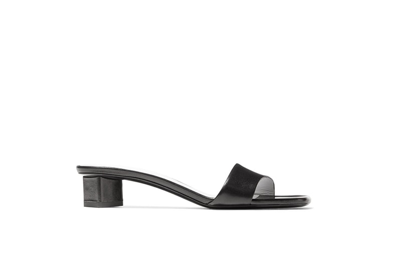 mom-mules-shoes-trend-ss2018_0003_The Row（Net-A-Porter.com)