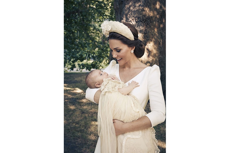 prince-louis-christening-royal-family-portrait