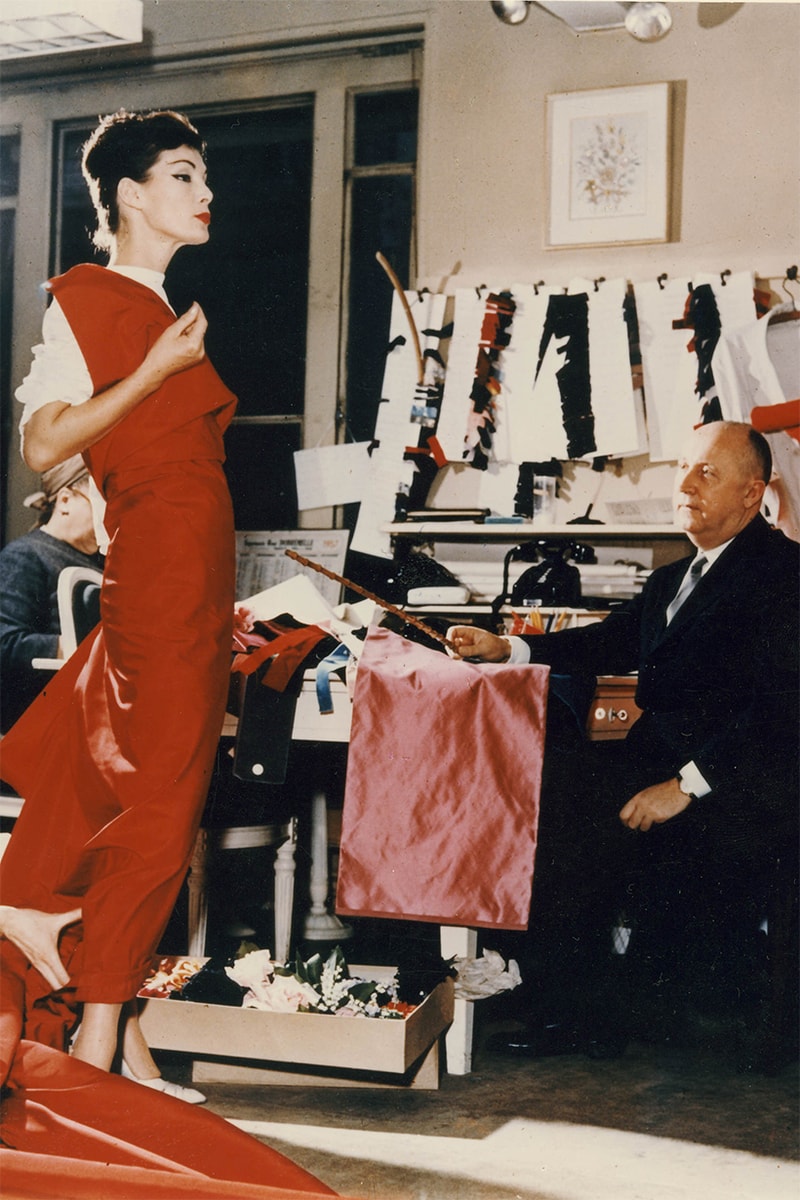 victoria-and-albert-museum-christian-dior-designer-of-dreams6