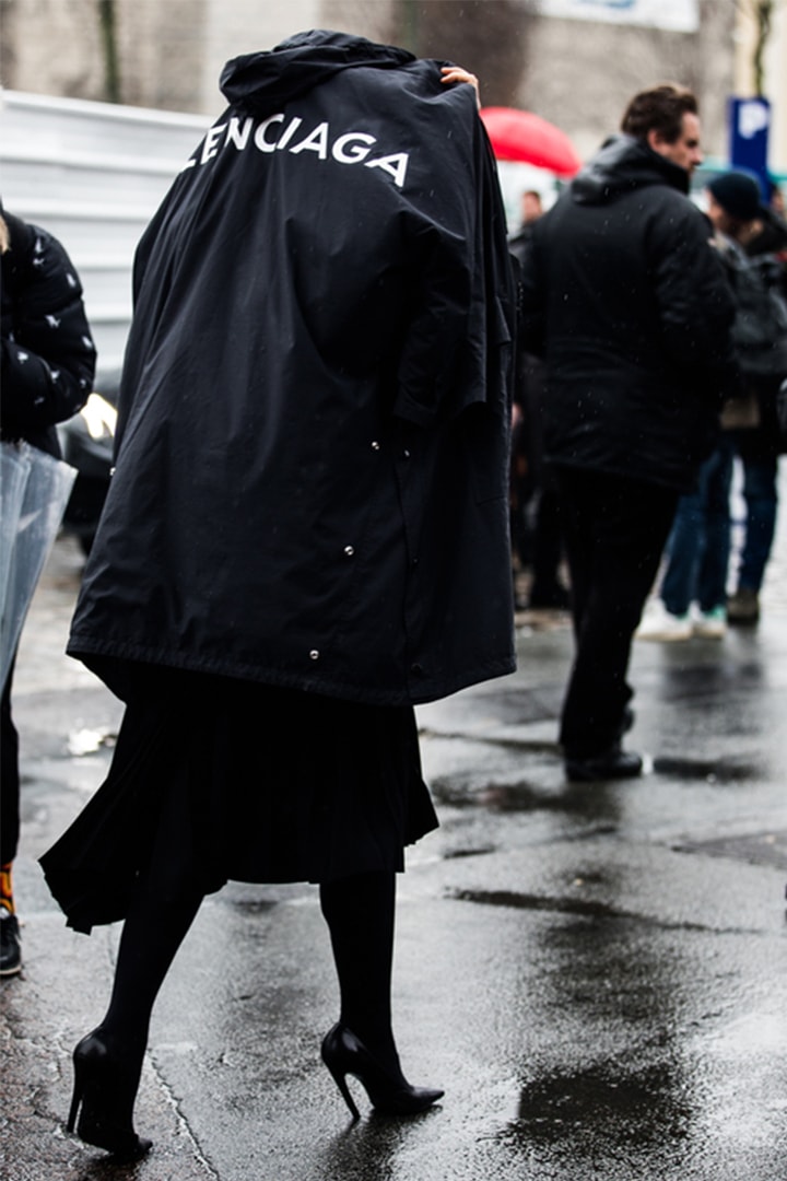 Rainy Day Outfit Street Style All black