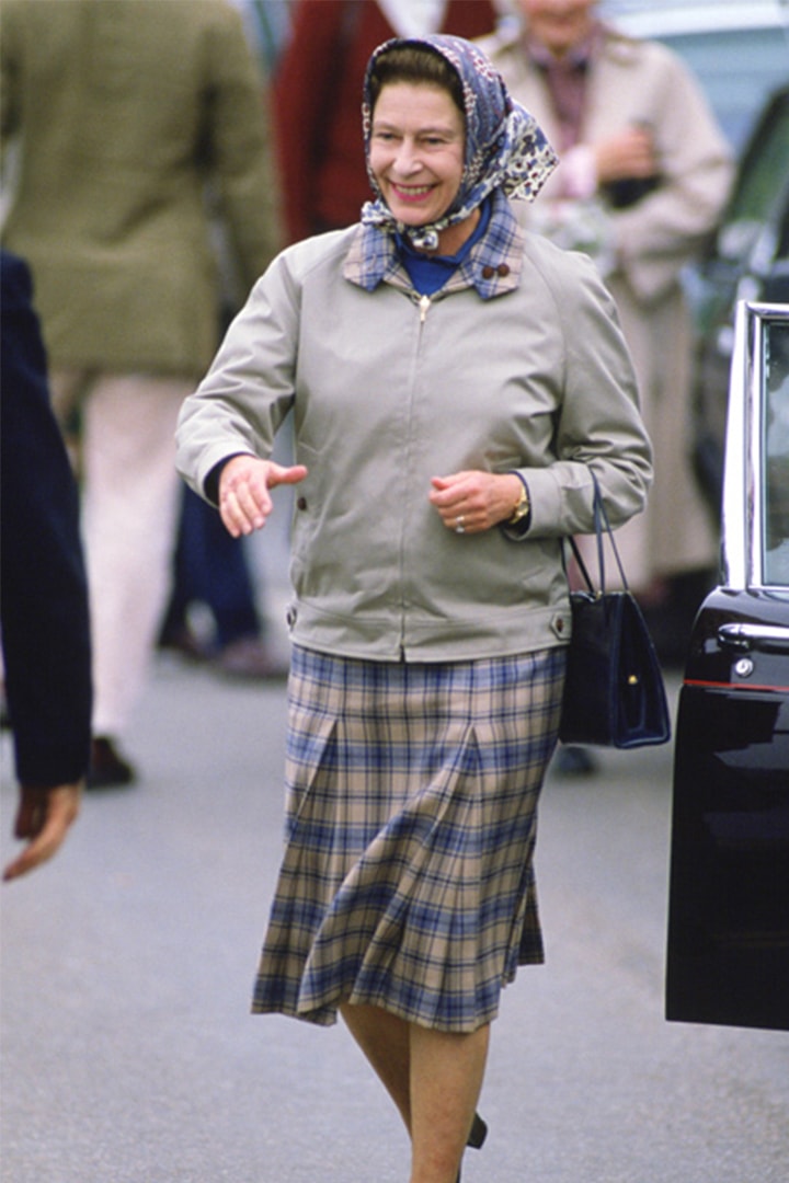 British Royal Tartan Queen Elizebeth II