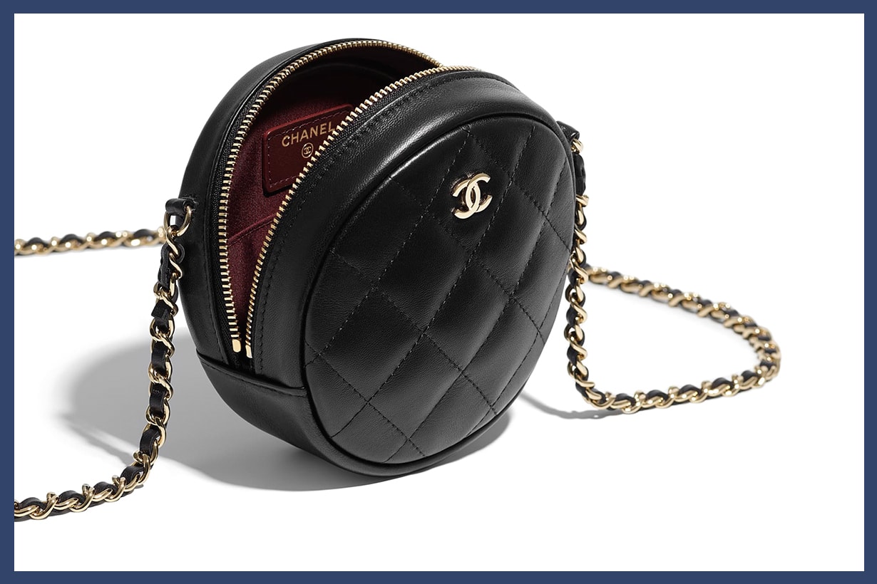 chanel-mini-bag-clutch-with-chain