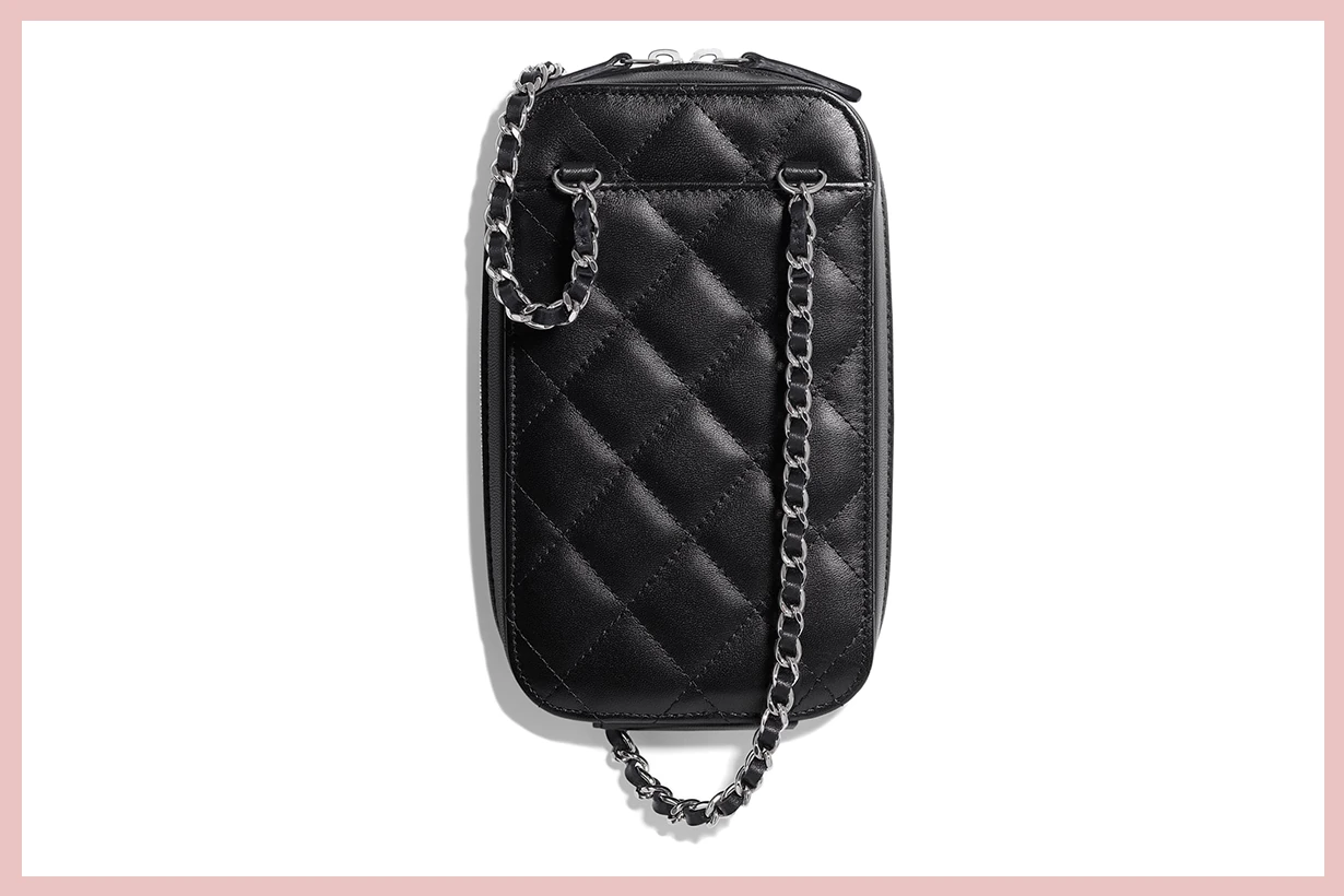 chanel-mini-bag-clutch-with-chain