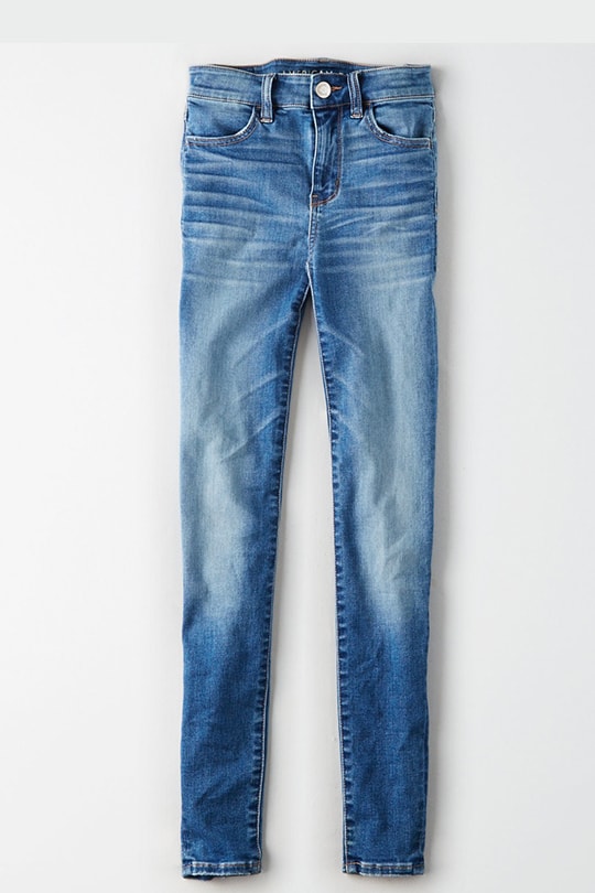 kendall-jenner-american-eagle-denim-on-denim-skinny jeans